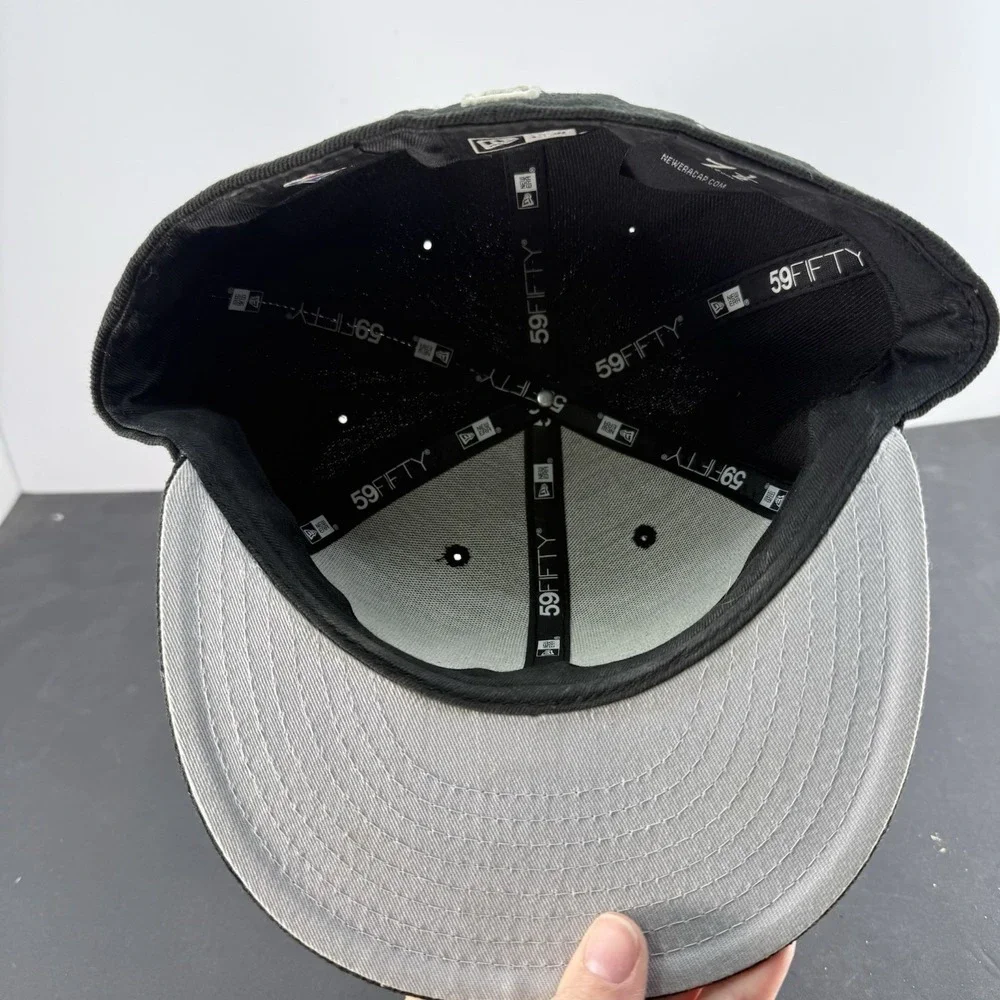 Toronto Raptors New Era Team Black Logo 59FIFTY Fitted Hat 7 1/2